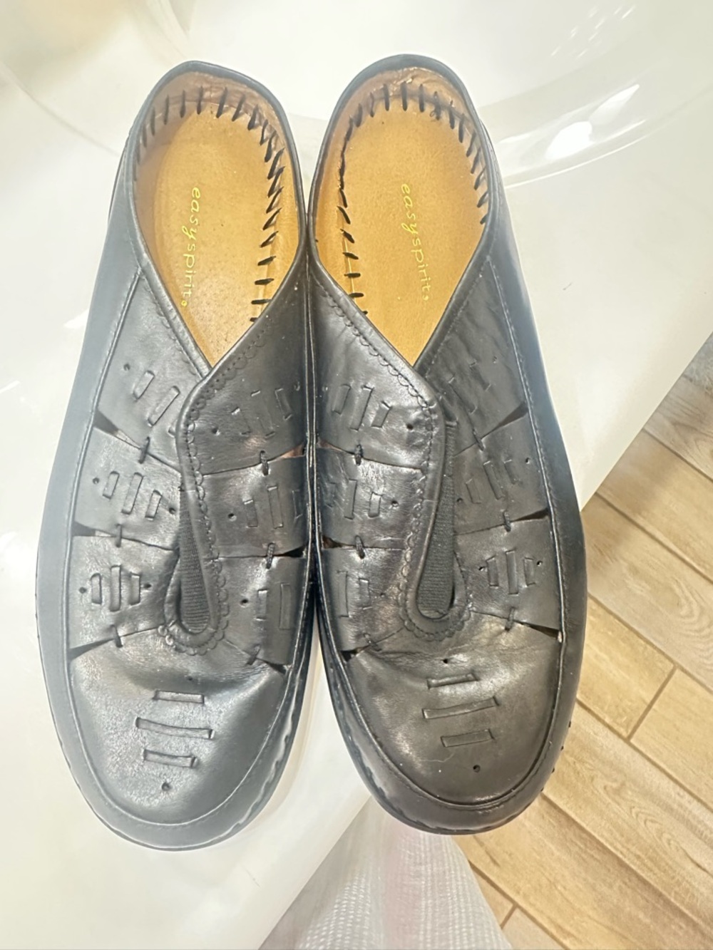 Easy Spirit Black Leather Slip-On Loafers for  woman